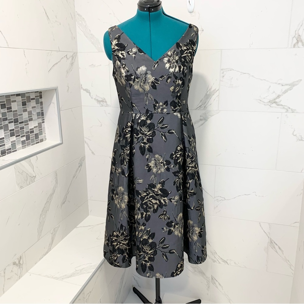 Adrianna Papell Metallic Floral Midi Dress - Picture 3 of 15
